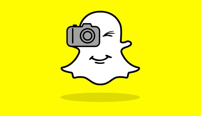 Influyentes femeninas no le caminan a Snapchat Influyentes femeninas no le caminan a Snapchat